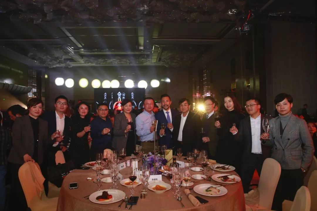 此夜格外耀眼|2020第十六届胡润至尚优品颁奖盛典花絮