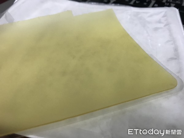 贴创可贴伤口化脓怎么办,贴膏药皮肤溃烂