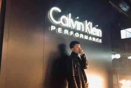 行走的荷尔蒙霸气圆寸头,寸头帅气小哥哥