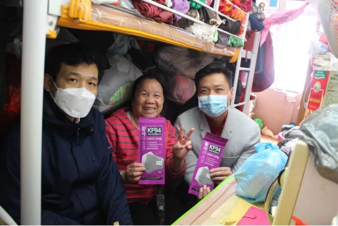 捐物资抗疫情,捐赠物资抗击新冠