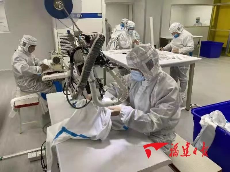 中国企业紧急转产口罩防护服,企业转型生产口罩防护服