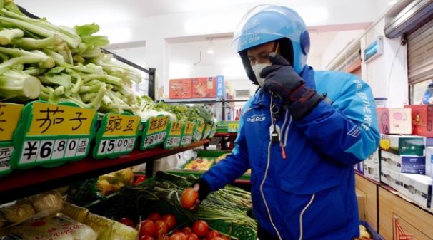 明起快递复工！杭州各小区取快递出奇招！跑单王13天184单