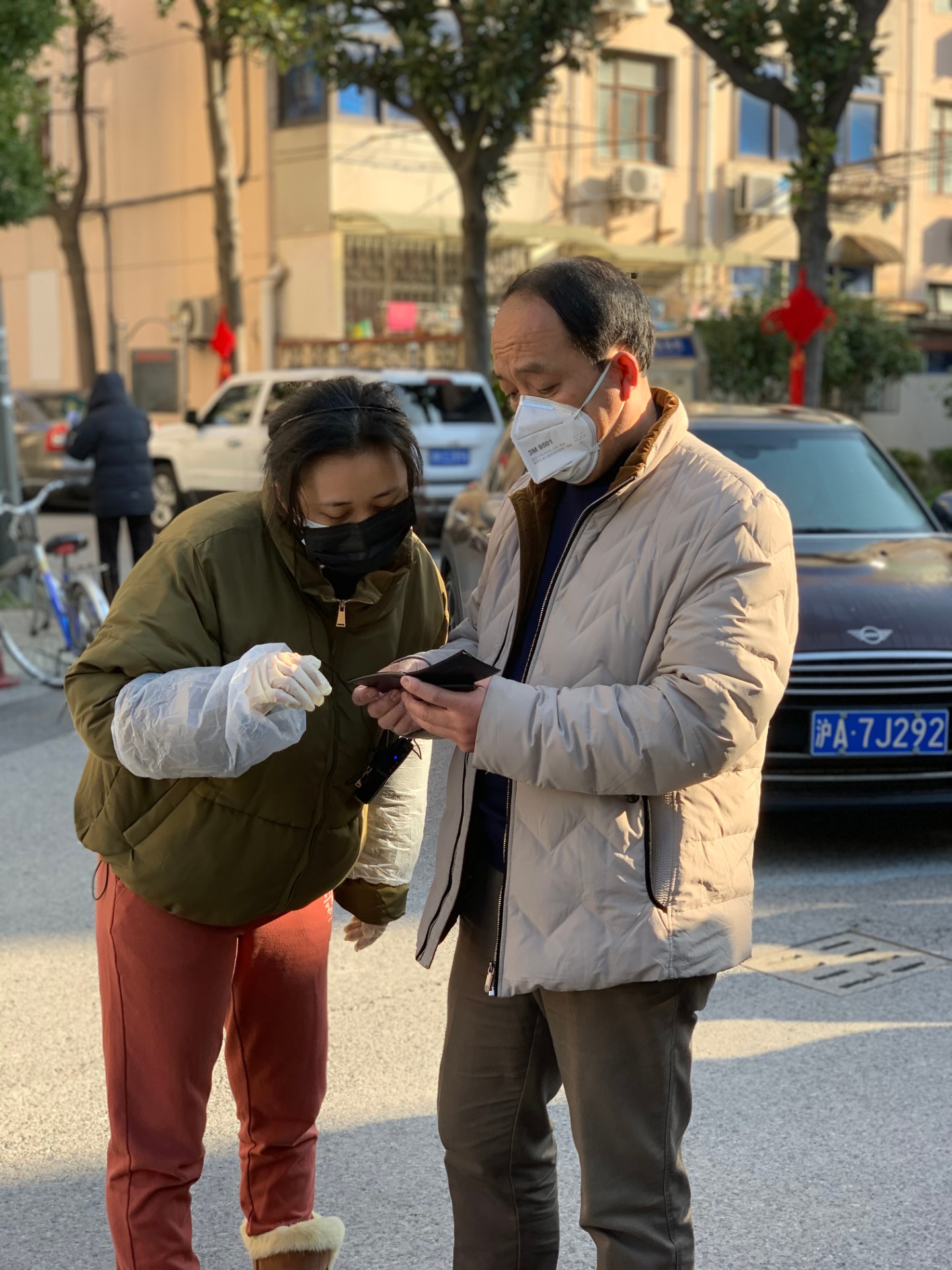 高桥镇一线战“疫”日记（0213）——“三驾马车”共筑基层防疫“铁三角”