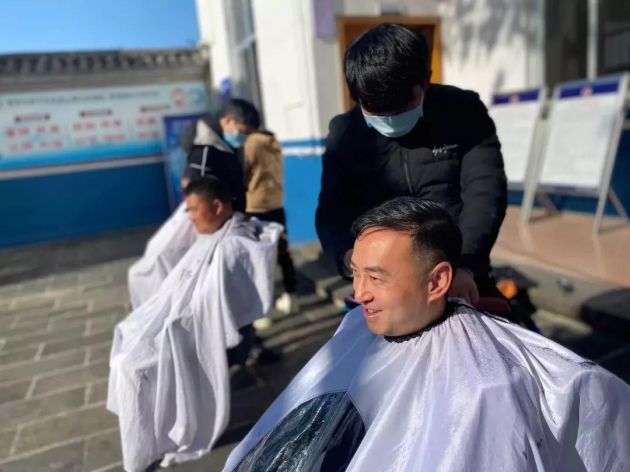 战疫路上志愿服务,腾冲志愿活动