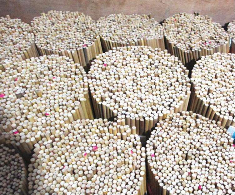 为什么芦苇浮漂比纳米浮漂灵,为什么有的芦苇浮漂便宜