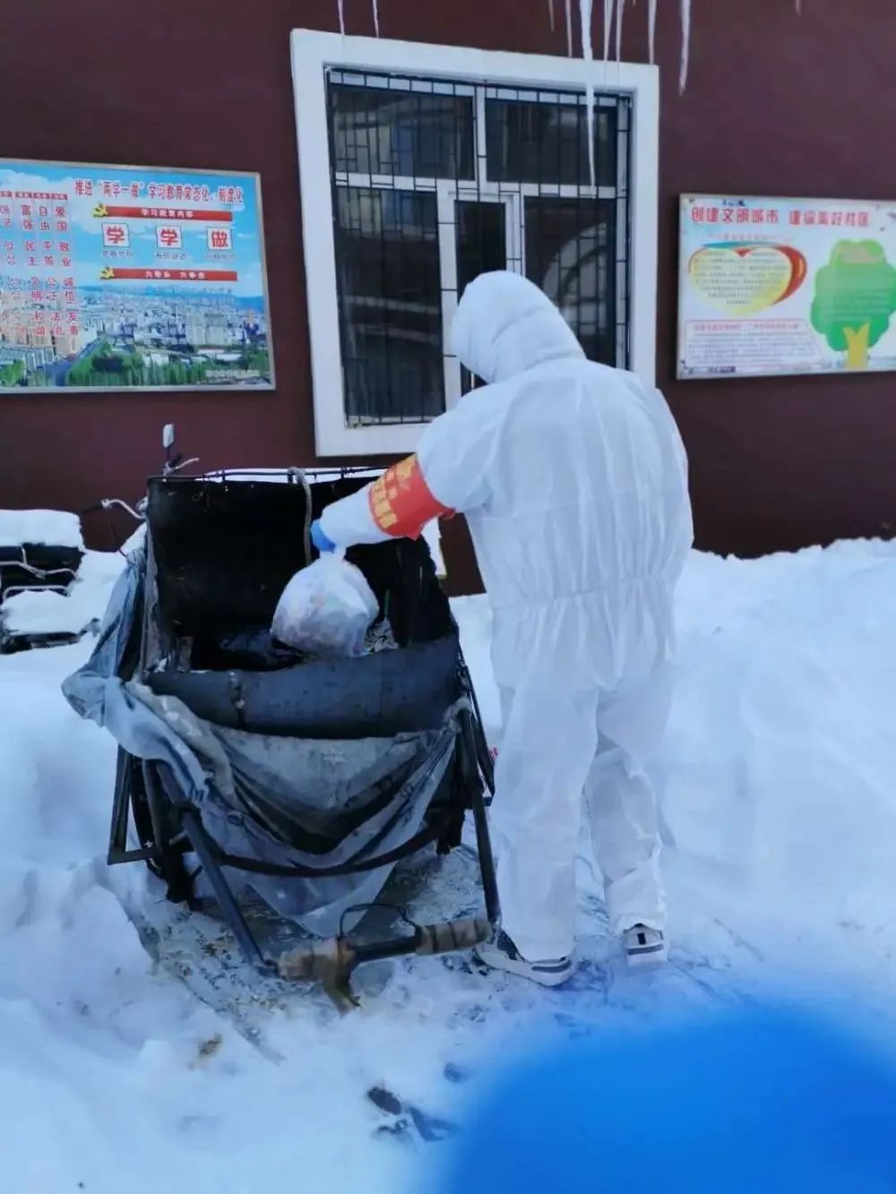 疫情期间老人病危补助,父母在疫情期间死了有多少赔偿