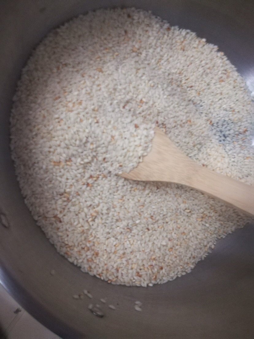 自制酒米用大米好还是小米好,用大米怎么自制酒米