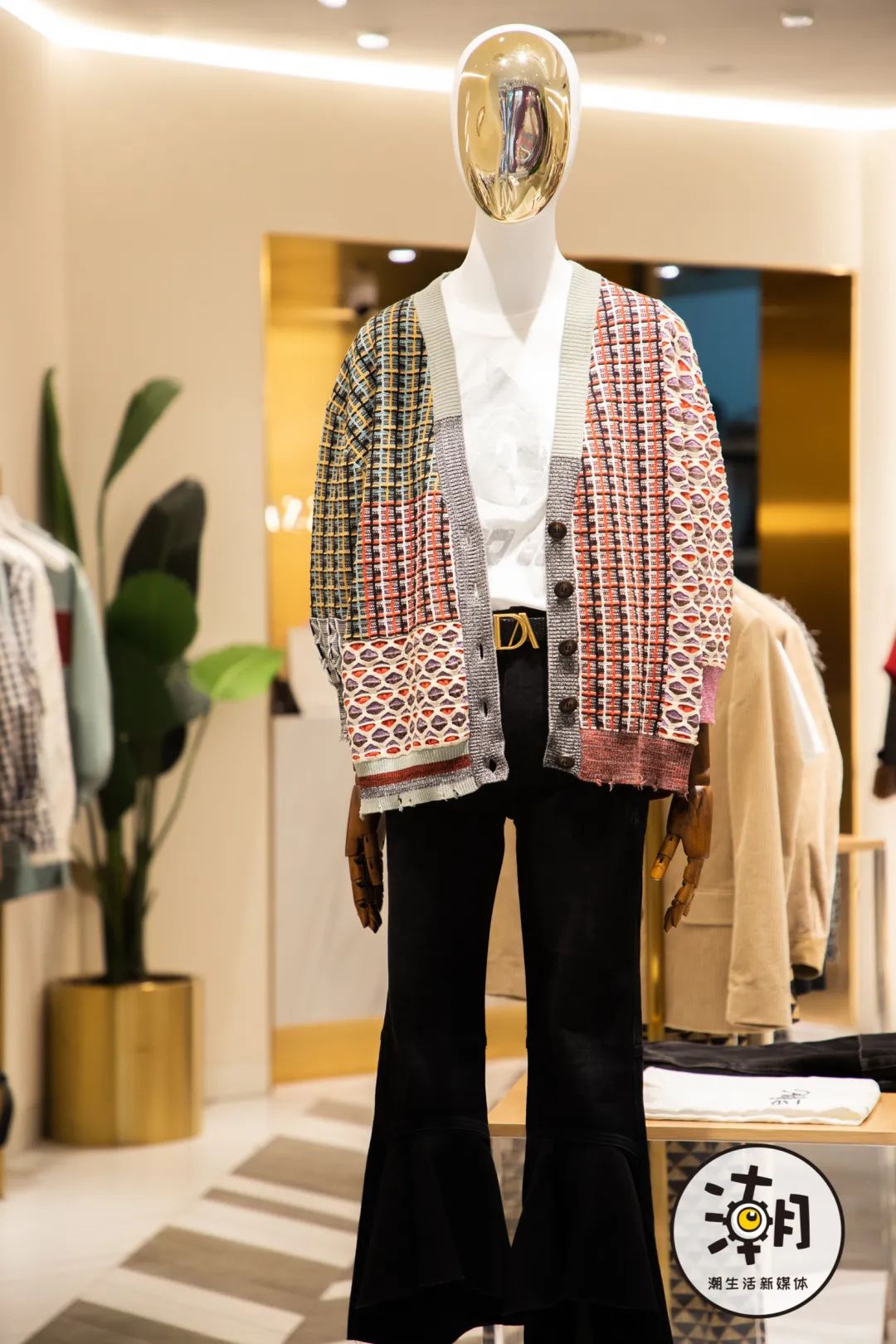 鏂揣娓呬粨鍝佺墝,鏂揣鐖嗘鍥炲綊