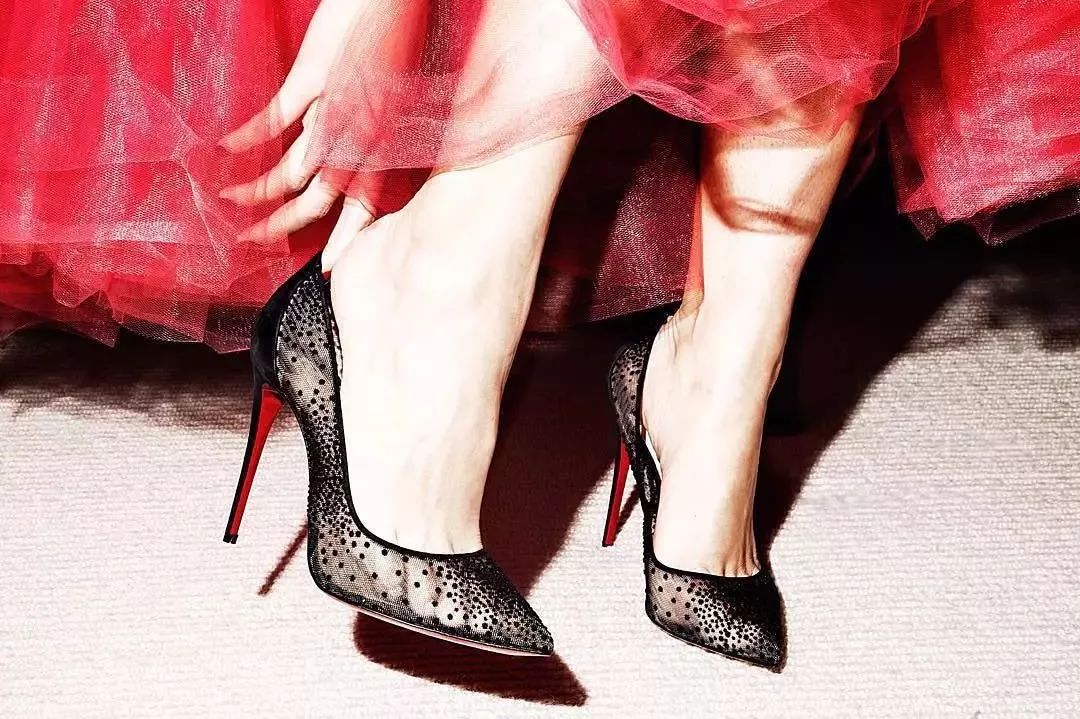 好看的cl红底鞋,一生必入的cl红底鞋
