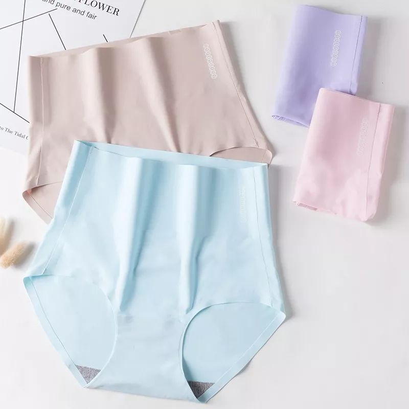 女性经常穿紧身内裤会怎样,不同阶段女人内裤的变化