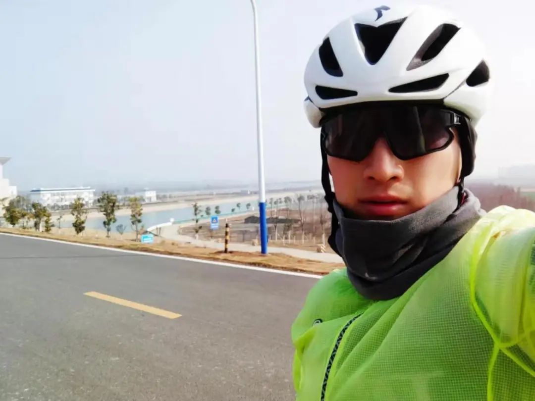 1千到2千的碟刹公路车,10000左右油压碟刹公路车