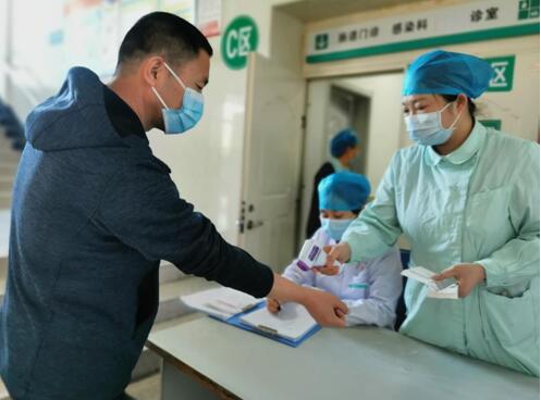 记者探访体检中心,记者节后第一天走访