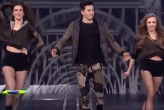 鍥涘窛鎴愰兘璇枃鑰佸笀,鎴愰兘璇枃鑰佸笀