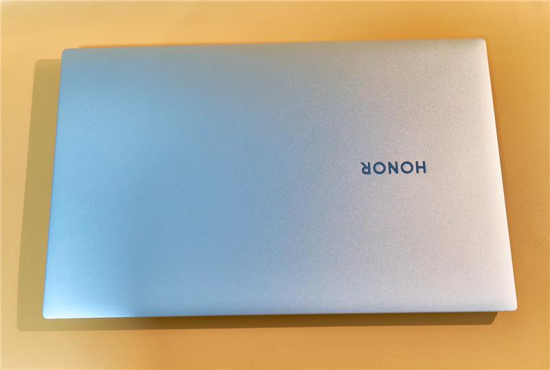 magicbookpro锐龙版显卡最高支持,magicbookpro锐龙版3550h接口