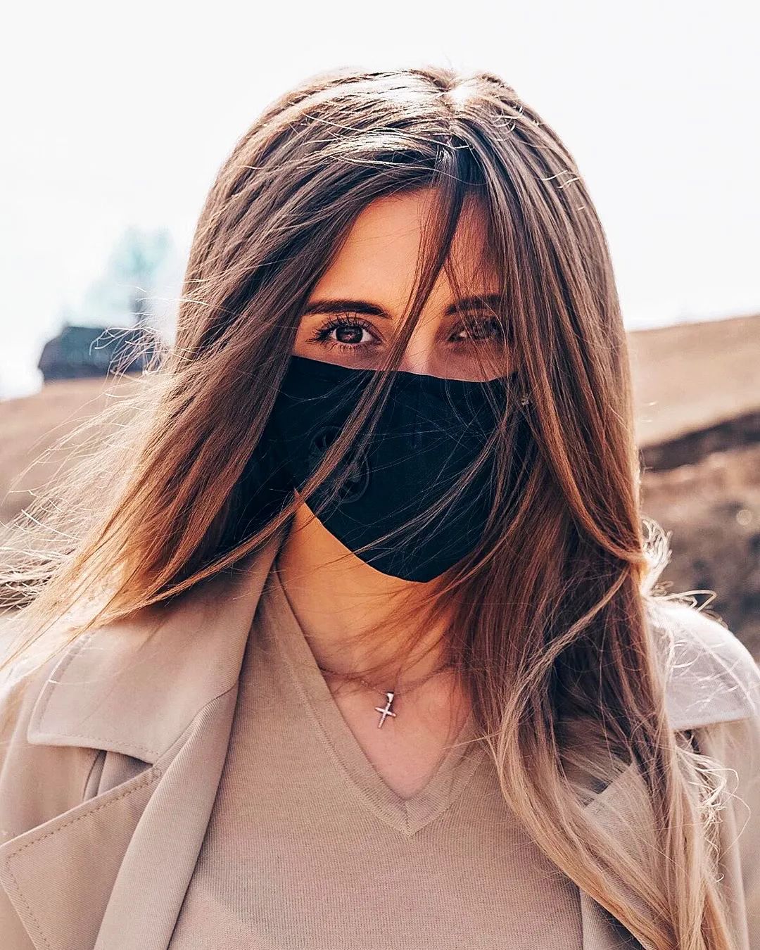 为什么戴上口罩会闷痘,为什么戴口罩就长痘