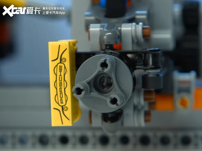 路虎卫士299,最新款的路虎卫士多少钱