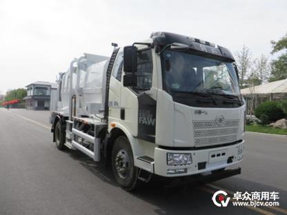 解放天然气环卫车,解放国六智享版洒水车