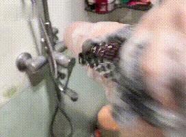 无痛搓泥|日系变态搓澡巾！轻轻搓一搓，泥条劈里啪啦的掉