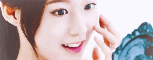 深扒明星美白抗衰秘籍!比防晒管用1000倍!4周逆袭成白皮,悄悄瘦掉8斤