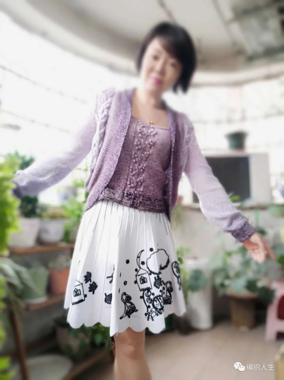 女士棒针圆摆长袖短开衫编织教程,针织吊带开衫两件套条纹绣花