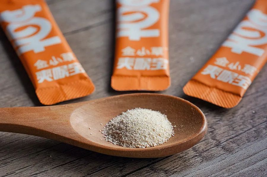 梧桐毛毛和杨絮,梧桐毛絮满天飞找谁