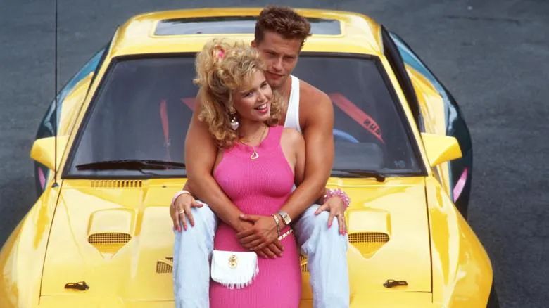 电影院在疫情中的机遇,汽车影院重新流行