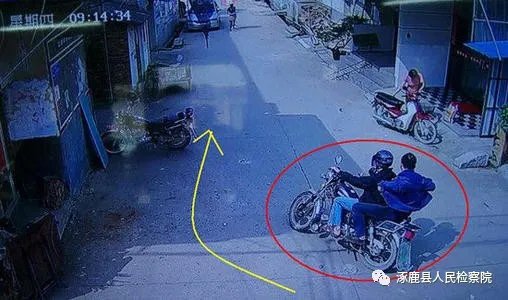 河北少年抢东西后被追赶,两少年抢东西逃跑时车祸一死一伤