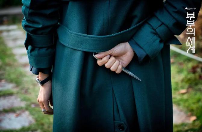 小三怀孕渣男抛弃小三,小三怀孕逼原配离婚