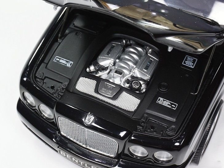 雅而致俊-迷你切BentleyAzure模型随拍