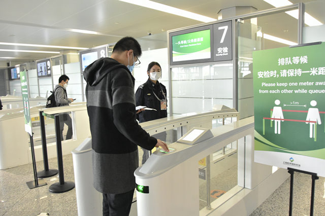 儿童免洗洗手液可以带上飞机吗,免洗消毒洗手液可以上飞机吗