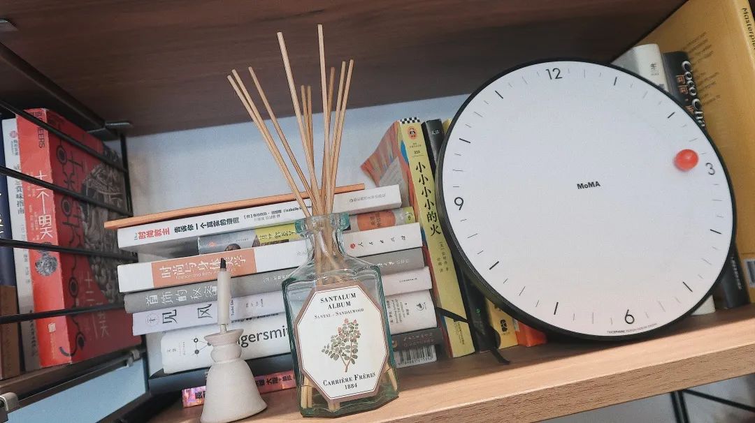 玻璃瓶水瓶1500ml空瓶,朝三暮四大水瓶图片