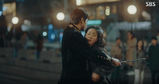 李敏镐扎头发禁忌,李敏镐金丝草卷发