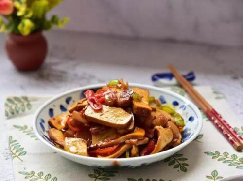 豆瓣酱豆干的做法,豆瓣酱炒豆干怎么炒好吃