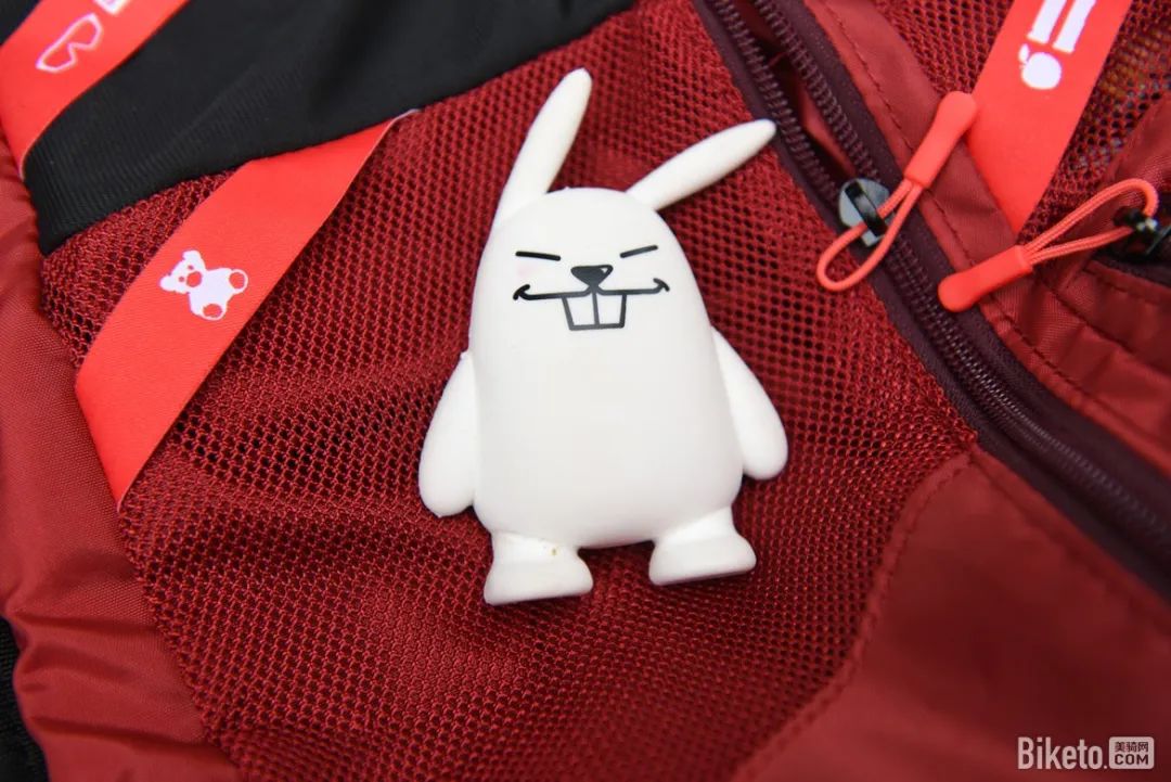 迪卡侬xc骑行背包,迪卡侬骑行背包推荐公路车