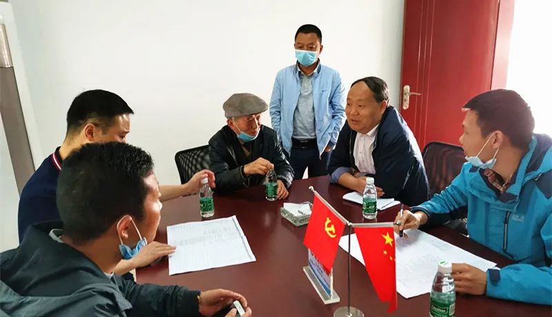 新津这边晚上有没有好耍的地方,新津有哪些人少且免费的旅游景区