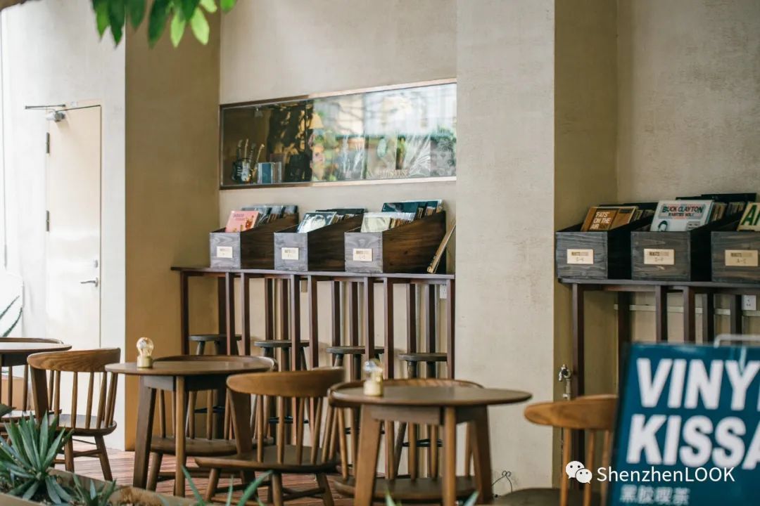 LOOK|深圳「黑胶店」，4家复古唱片行
