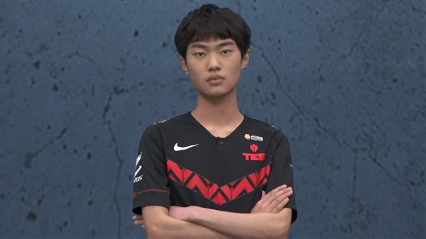 fpx2021夏季赛揭幕战,fpx全员观看s11世界赛分组