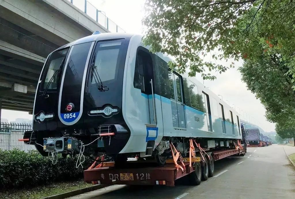 上海地铁2号线西瓜出站,上海地铁2号线西瓜内藏门