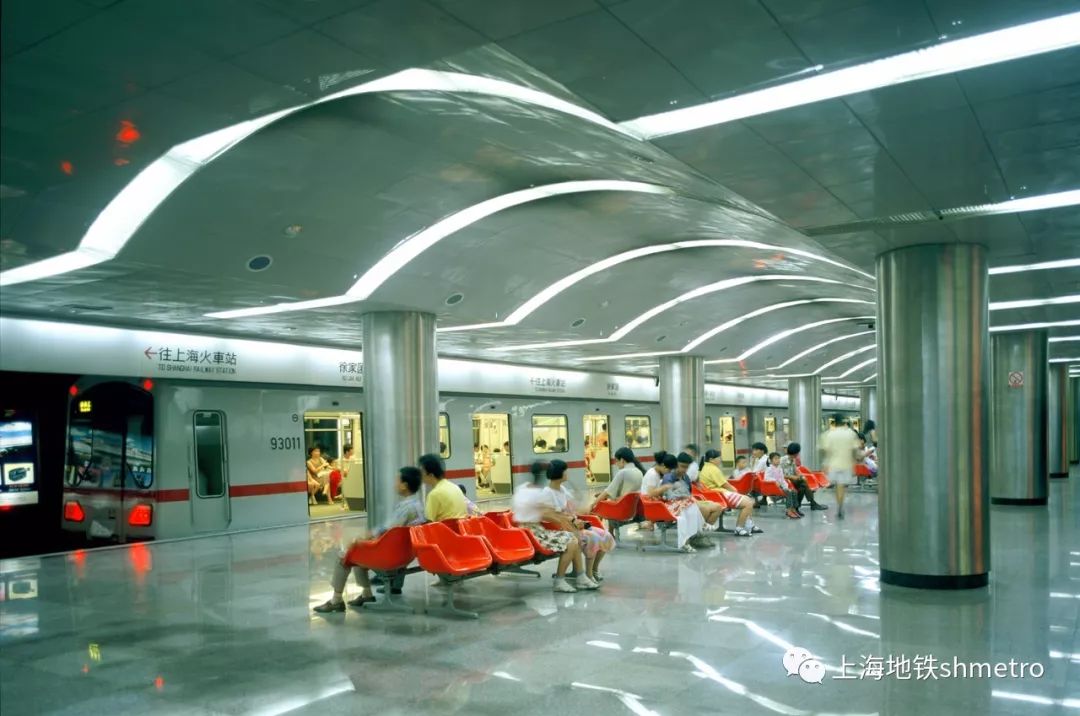 上海地铁2号线西瓜出站,上海地铁2号线西瓜内藏门