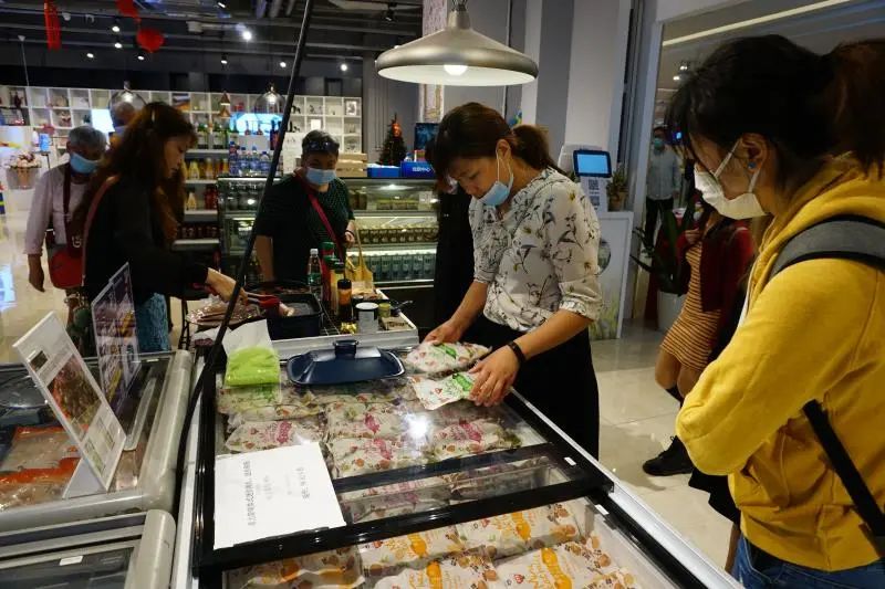 一个月成交订单2.2亿元，青浦此处进口商品热销，不止靠打折