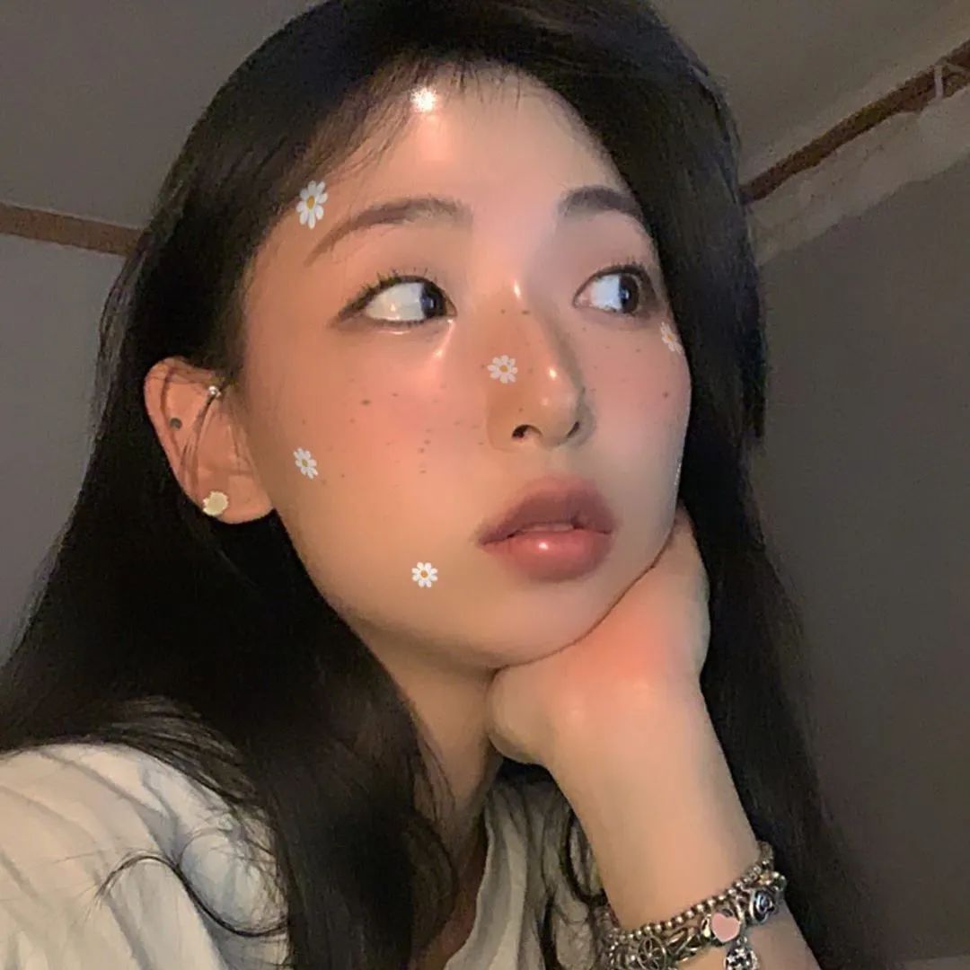 变双眼皮半个月后回到单眼皮,双眼皮怎么临时变成单眼皮