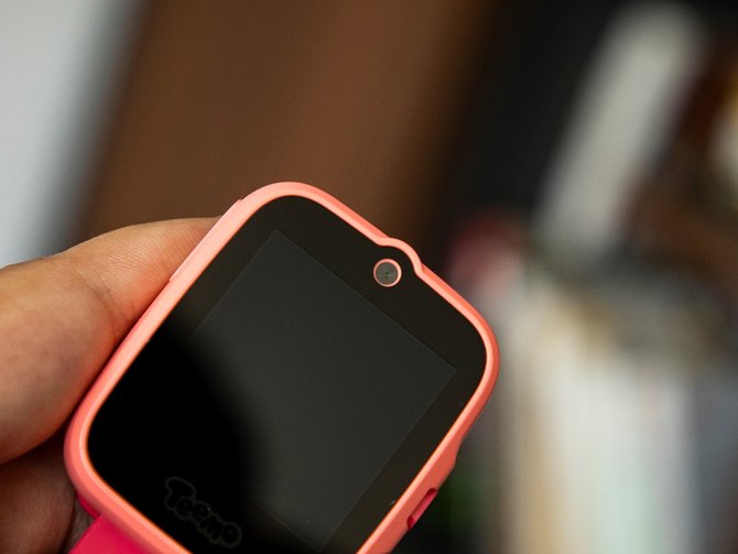 糖猫智能儿童电话手表视频,糖猫teemo搜狗智能机器人r1