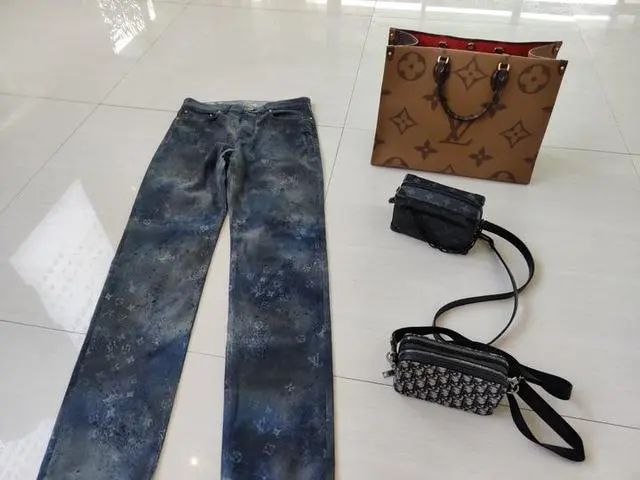 小伙突发横财开始挥霍,浙江小伙暴富