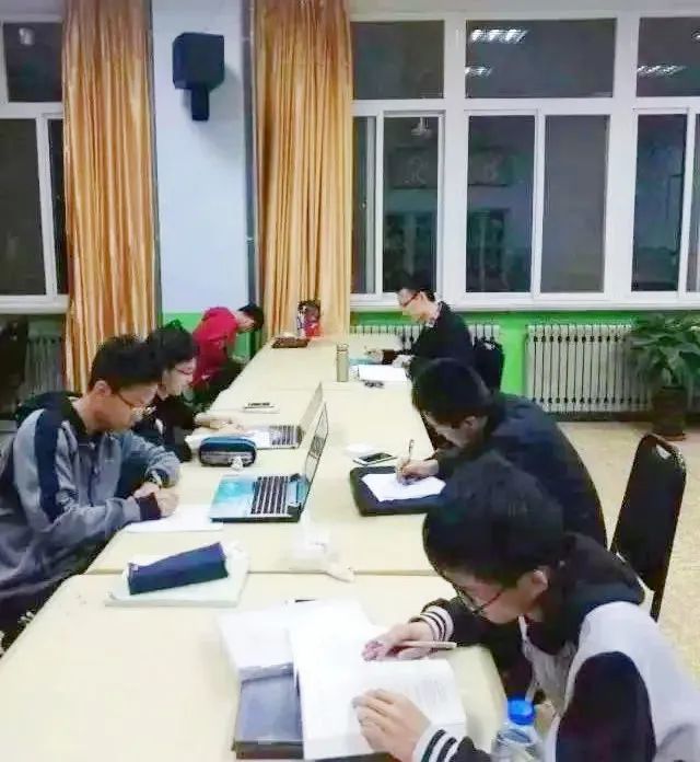 保研清华有多厉害,清华25人全部成功保研