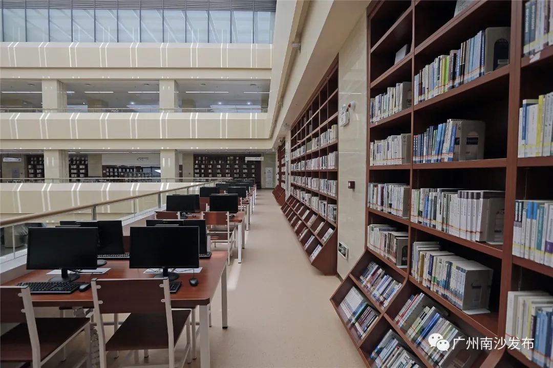 南沙新图书馆,南沙图书馆迎客