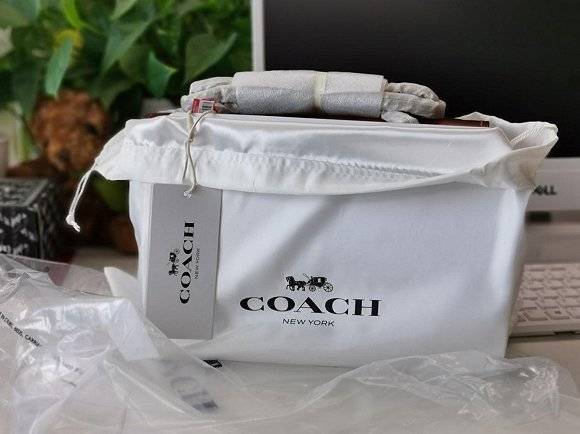 coach包店里买,coach包卖二手