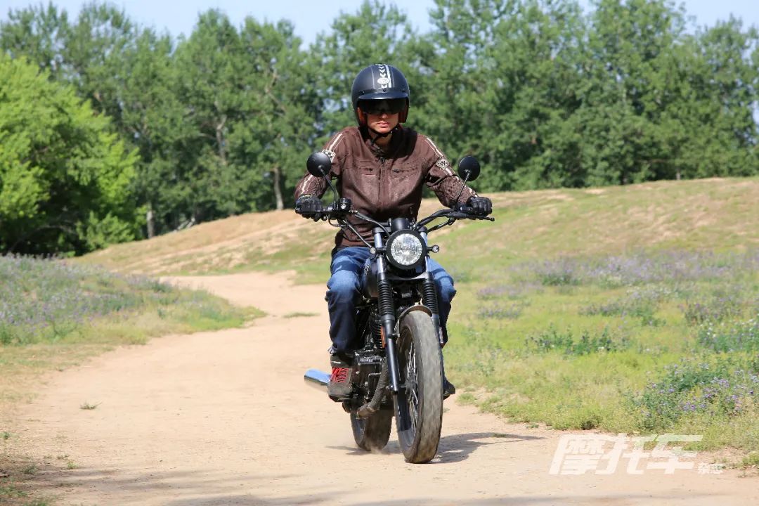 新款布雷斯通蓝卡评测,布雷斯通蓝卡22款和23款区别