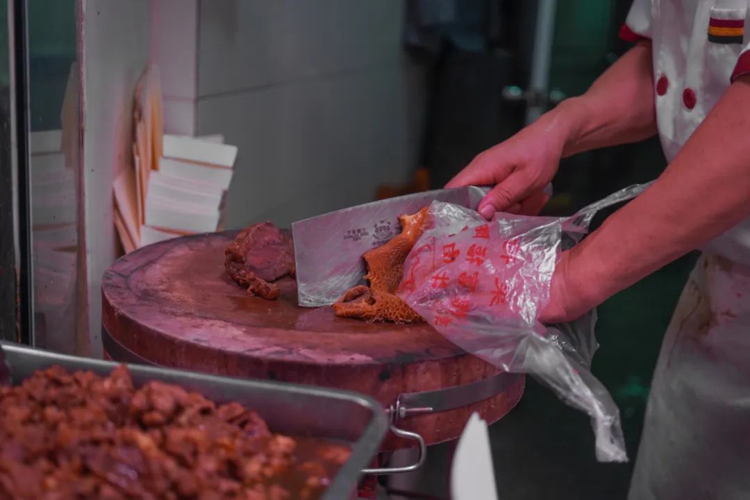 30年老店卤鸡,30年老字号温州八珍烤鸡