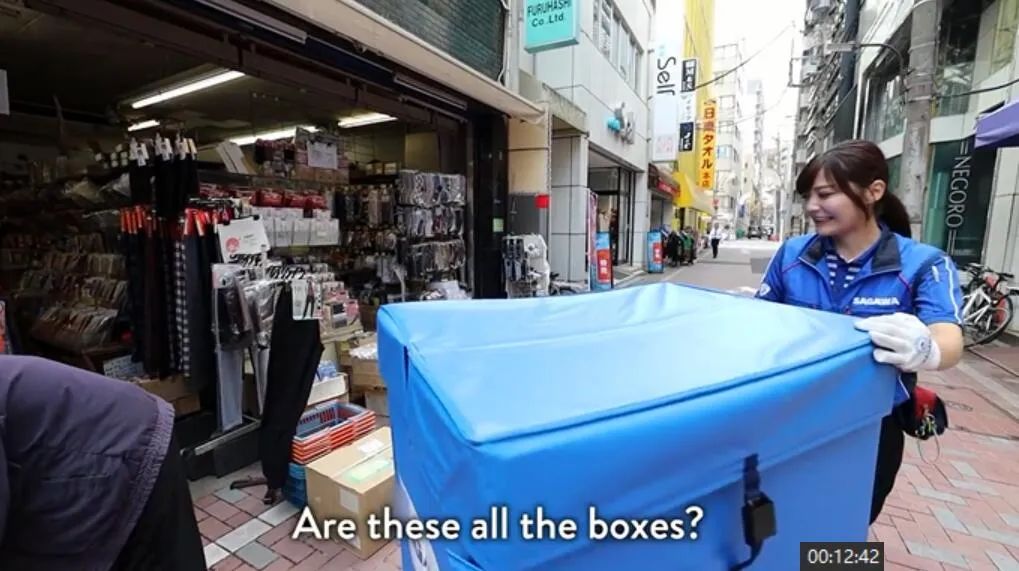 日本女快递员的一天过的有多潇洒,日本快递员的一天视频