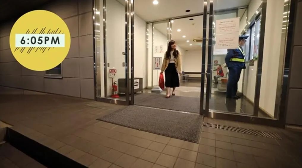 日本女快递员的一天过的有多潇洒,日本快递员的一天视频